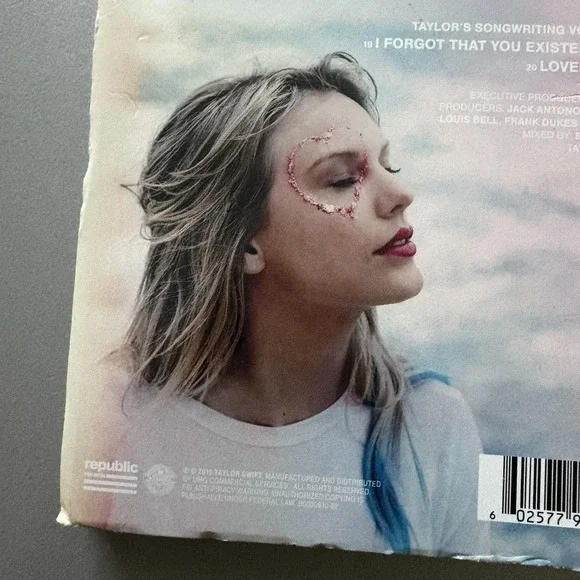Lover [Deluxe Journal Edition Version 3] by Taylor Swift w Diary : Used - Picture 3 of 10